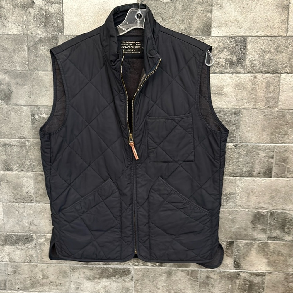 Jcrew men’s vest size medium Navy color. Full zip.